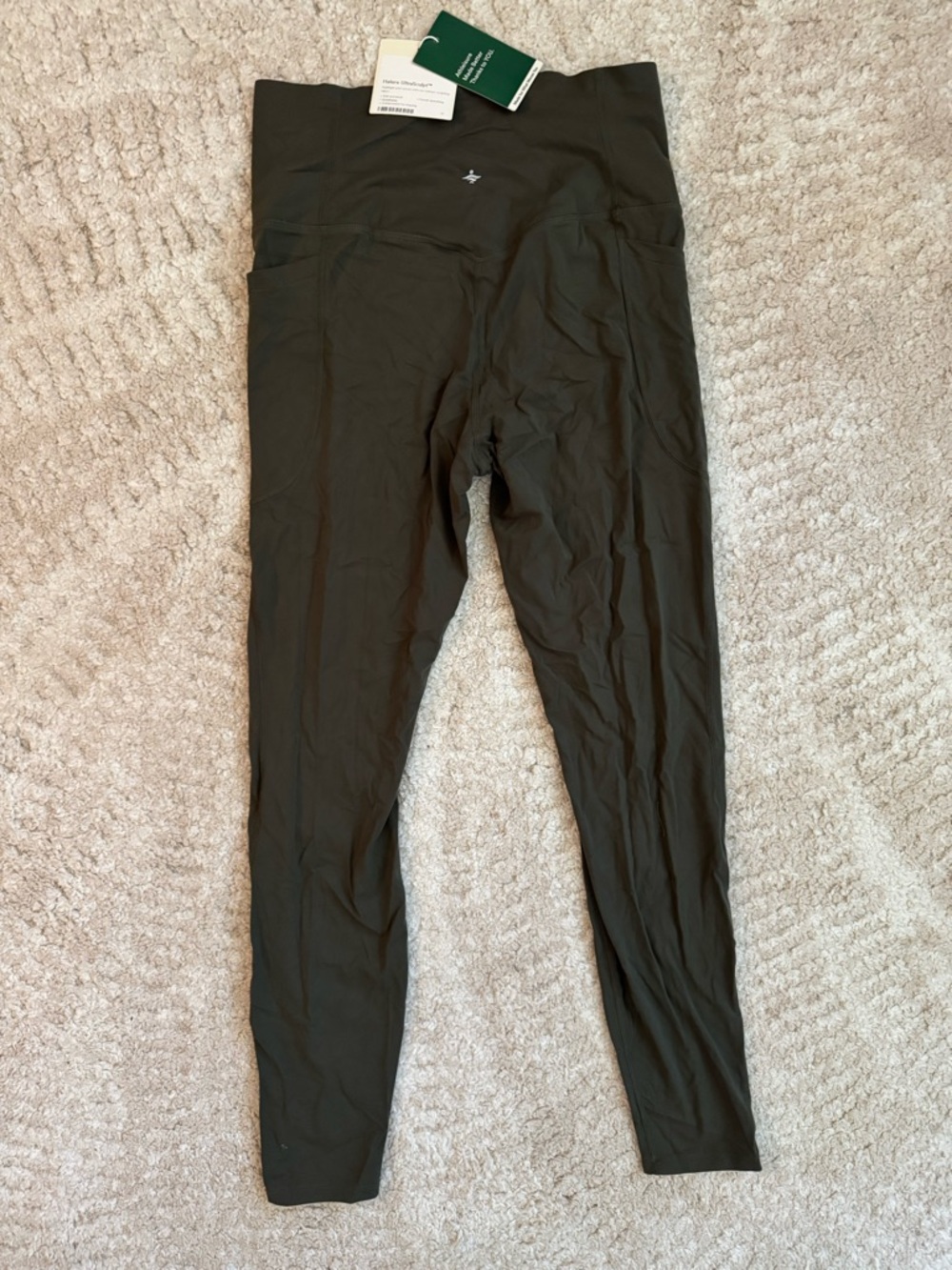 Halara UltraSculpt full length leggings in olive green color NWT size M